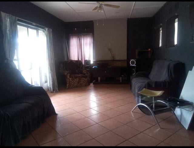 3 BEDROOM HOUSE FOR SALE IN VANDERBIJLPARK SE 1